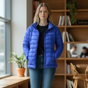 Eddie Bauer Women's Medium Blue Puffer Coat Like New